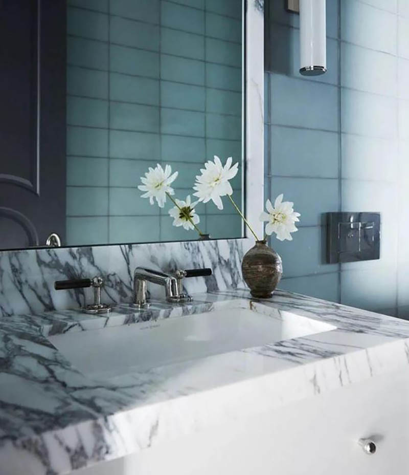 Nội thất nh&agrave; phố hiện đại t&ocirc;ng đen huyền b&iacute;