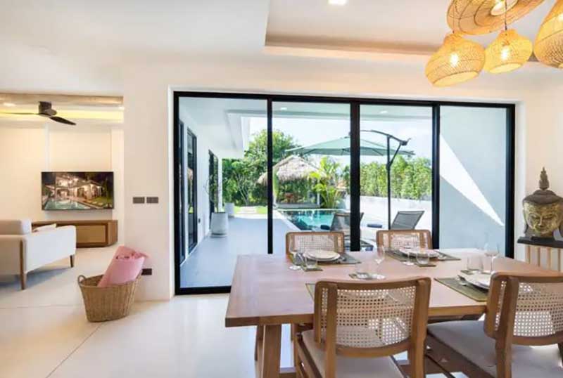 Ph&ograve;ng ăn trong nội thất nh&agrave; phố phong c&aacute;ch indochine