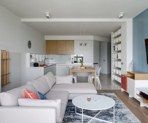 Hai căn hộ hiện đại với trang trí màu đỏ và màu xanh