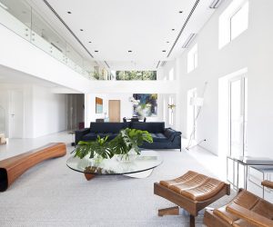 Ngôi nhà sang trọng với ba cấp độ, cho cuộc sống, công việc và giải trí